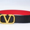 V Logo Leather Belt