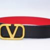 V Logo Leather Belt