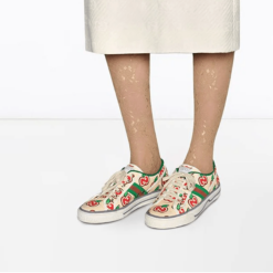 Tennis 1977 Apple Print Sneakers - Brands Gateway